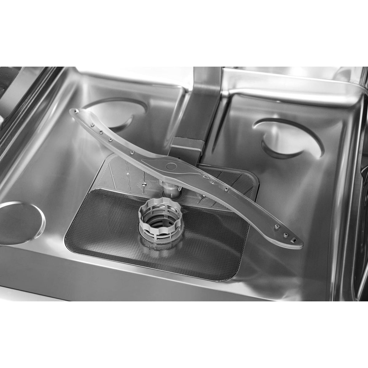 Inside the ROBAM Built-In dishwasher W650, lower spray arm and stainless steel filter in the tub