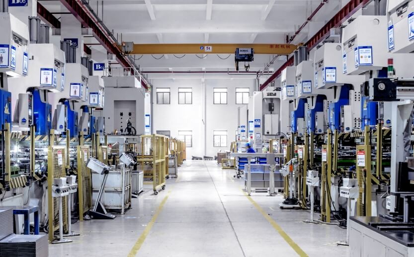 Connected manufacturing line inside the ROBAM factory